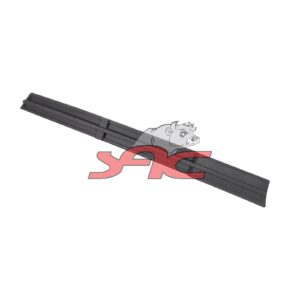UPPER GRILLE TRIM PANEL L/H